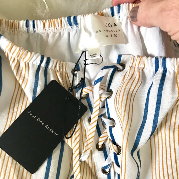 J.O.A Los Angeles Off the Shoulder Dress NWT - Picture 2 of 8